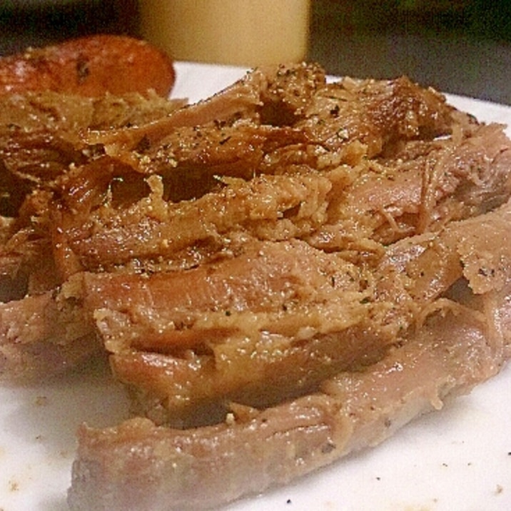 スロークッカーでほろほろ、牛肉の中華風煮込み。